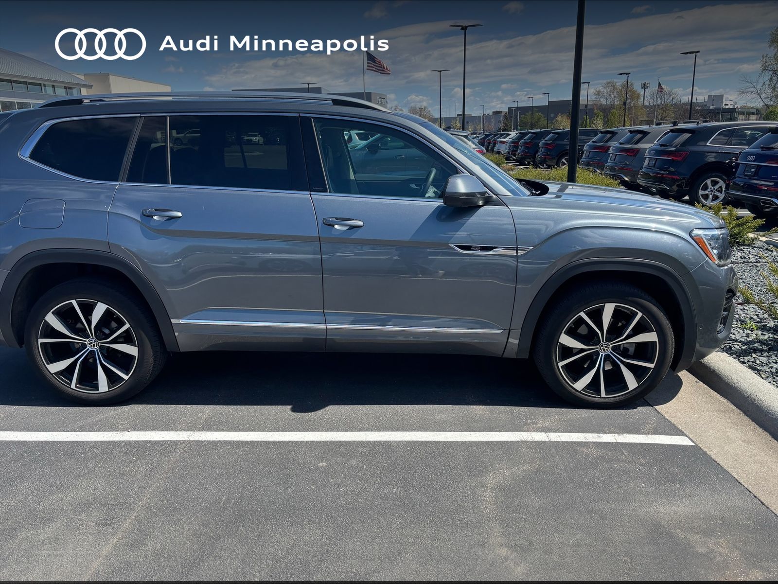Thumbnail: 2024 Volkswagen Atlas - 6