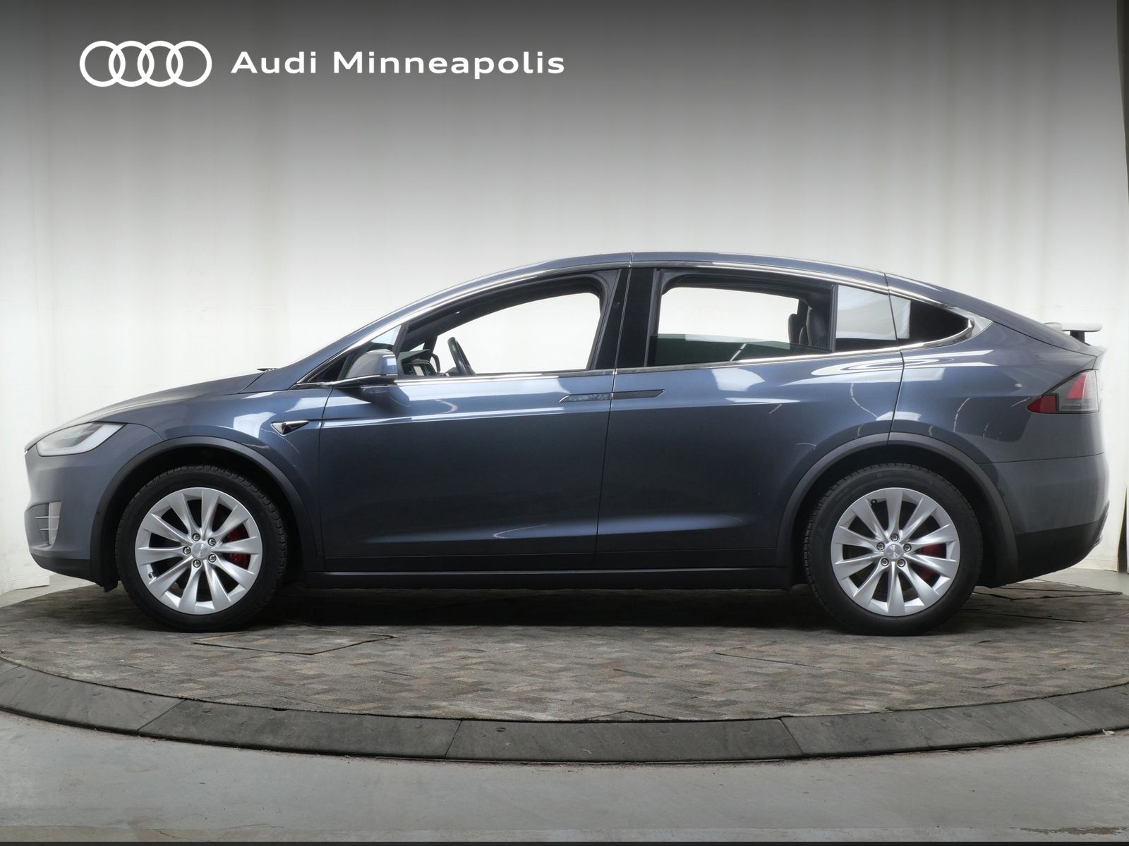 Thumbnail: 2020 Tesla Model X - 3