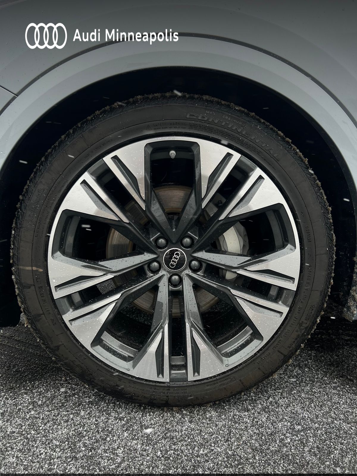 Thumbnail: 2025 Audi Q8 - 13