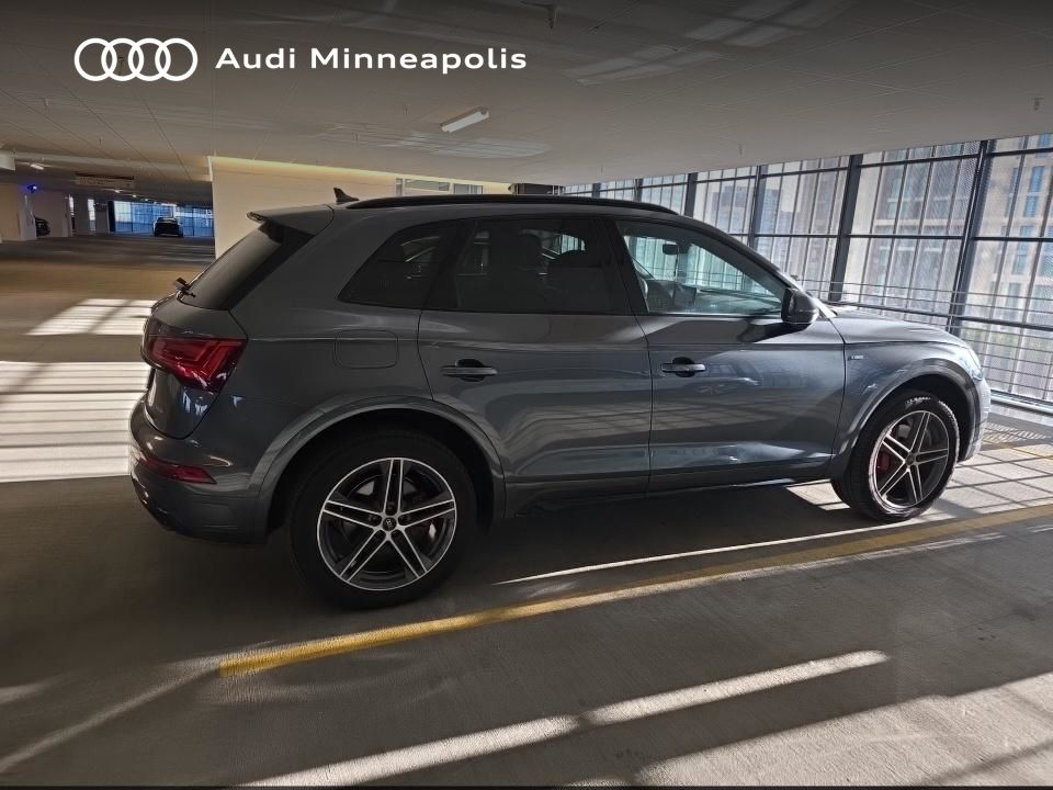 Thumbnail: 2025 Audi Q5 - 7
