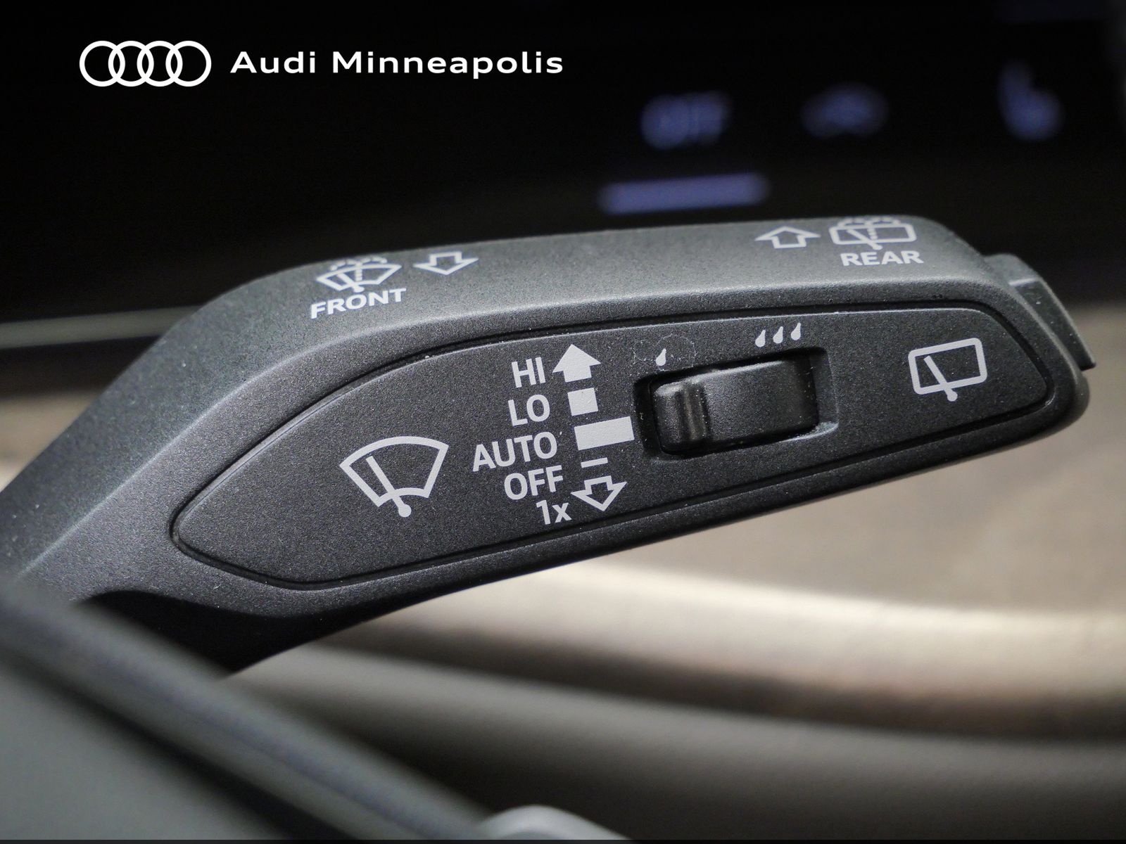 Thumbnail: 2025 Audi Q5 - 23