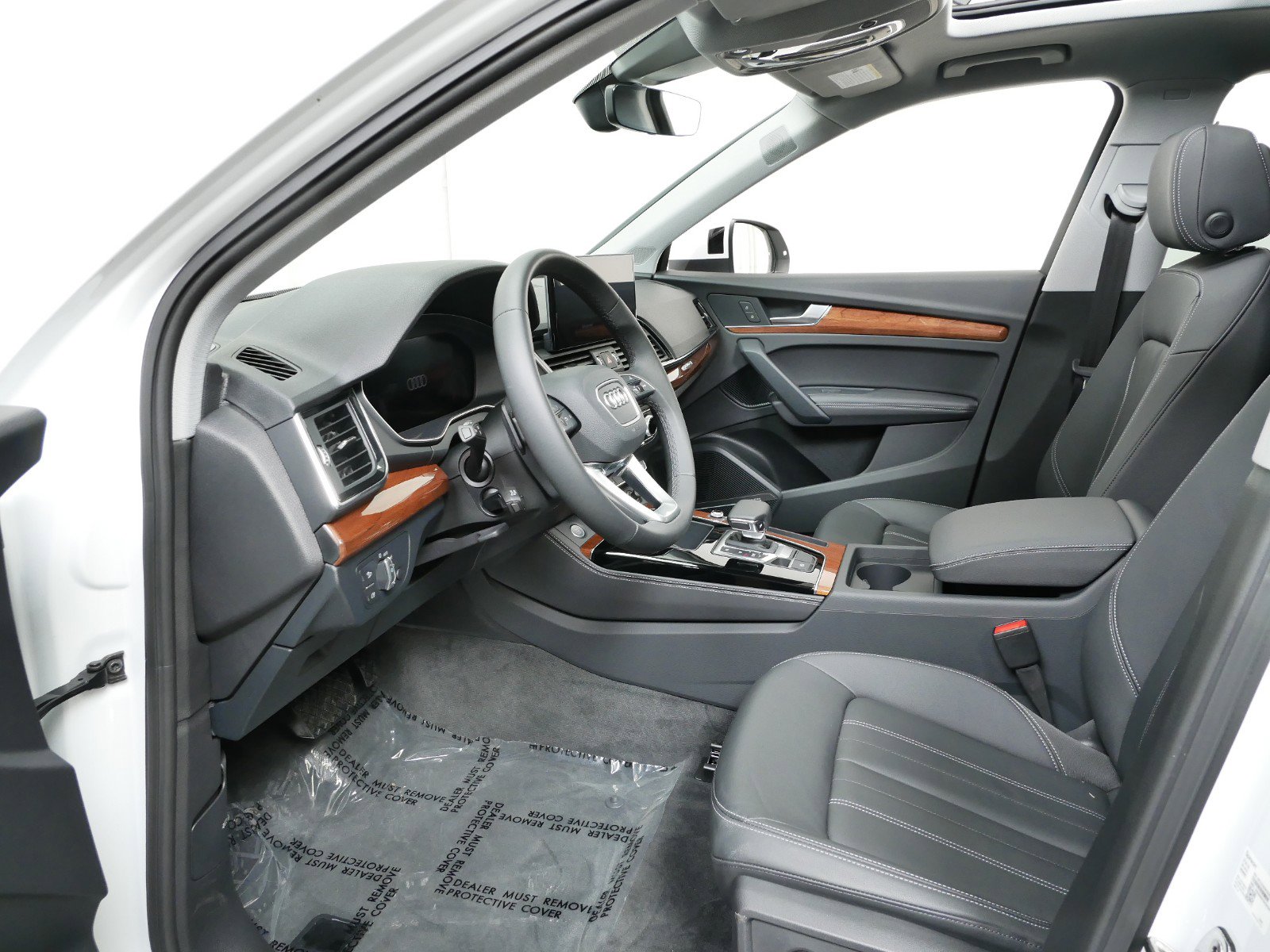 Certified 2023 Audi Q5 Premium Plus with VIN WA1EAAFY4P2153575 for sale in Minneapolis, Minnesota