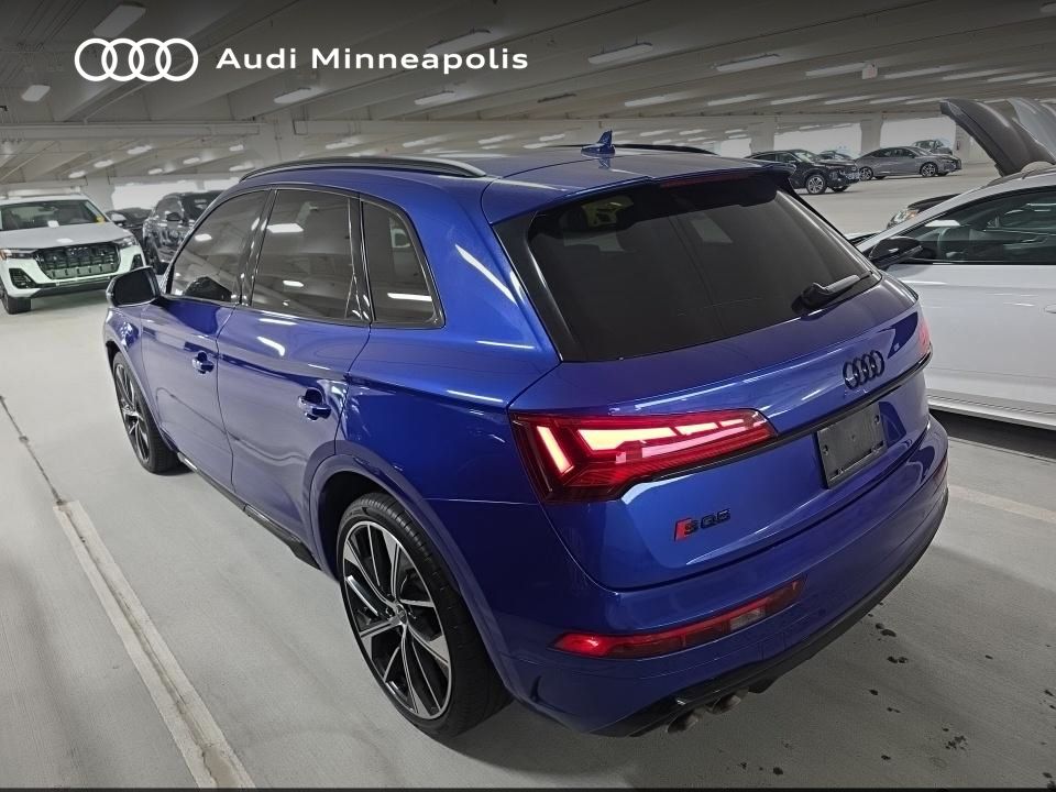 Thumbnail: 2023 Audi SQ5 - 18