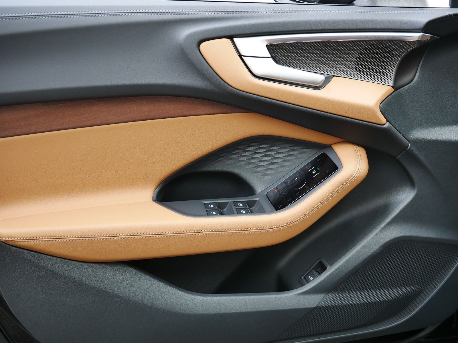 Thumbnail: 2025 Audi A5 - 10