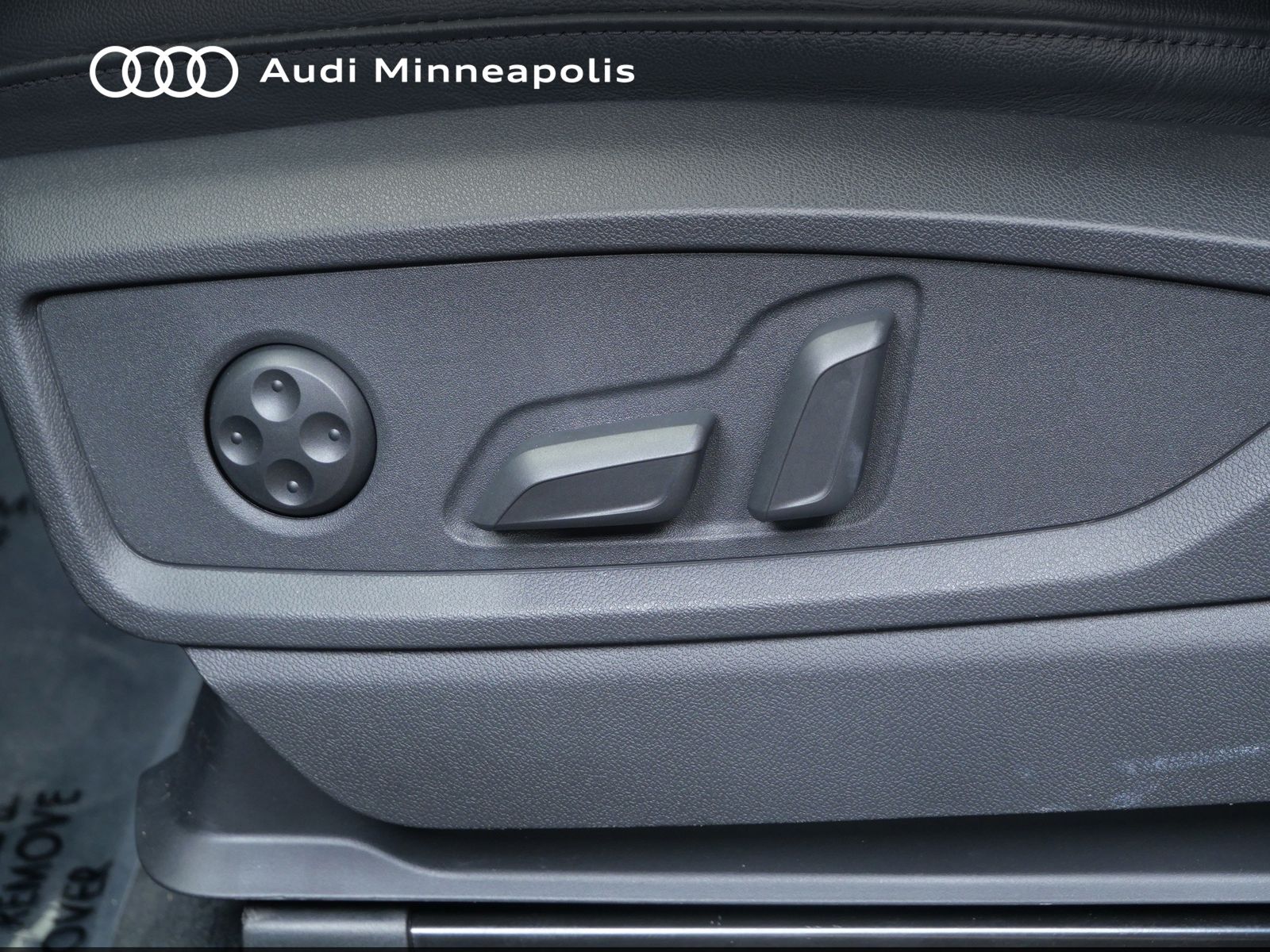 Thumbnail: 2023 Audi Q5 - 14