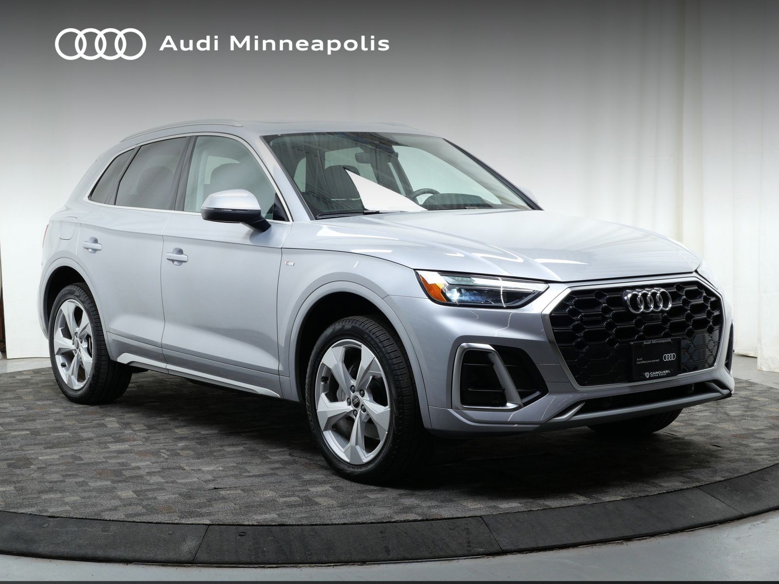 Thumbnail: 2025 Audi Q5 - 10
