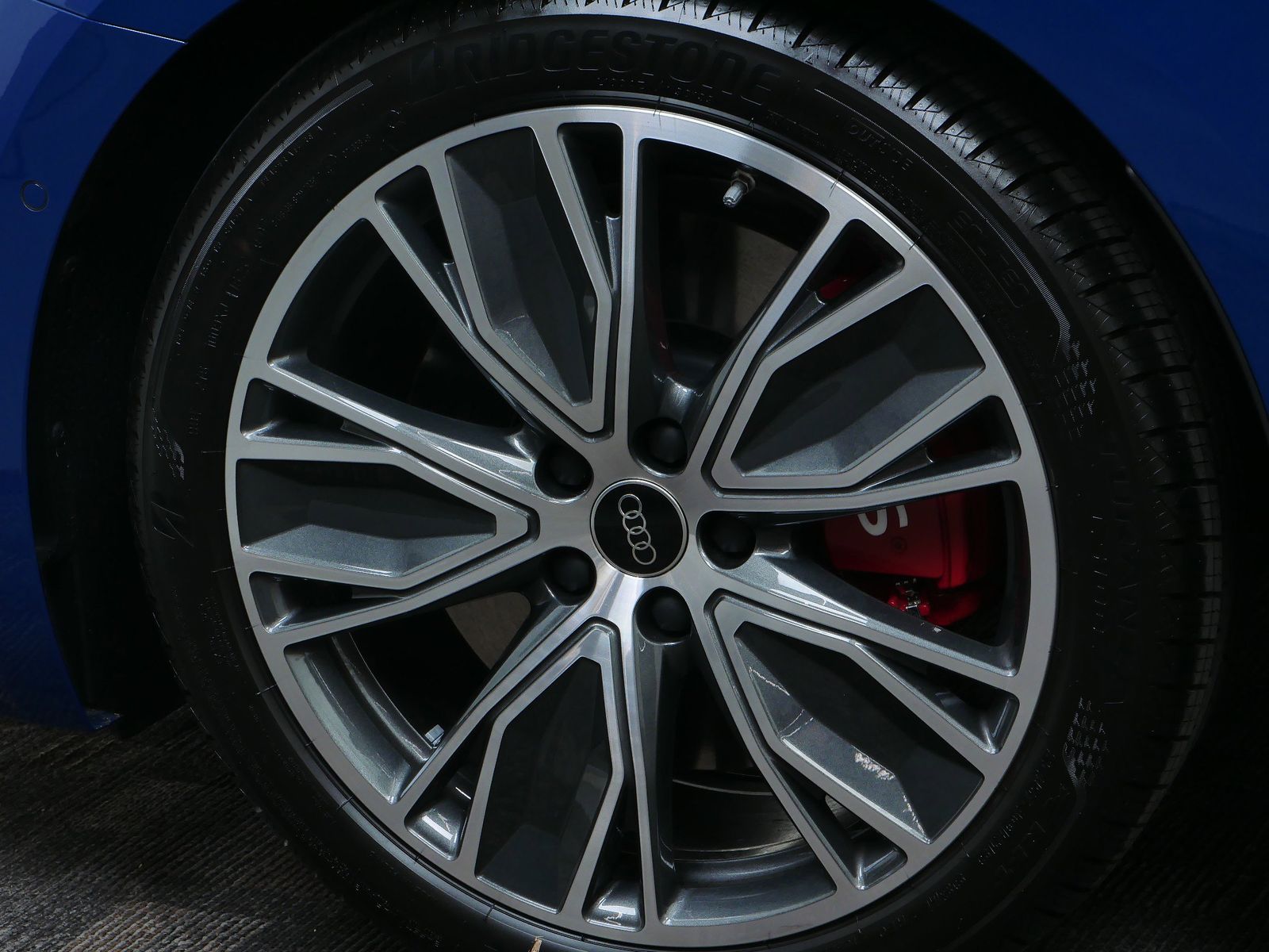 Thumbnail: 2025 Audi S5 - 10