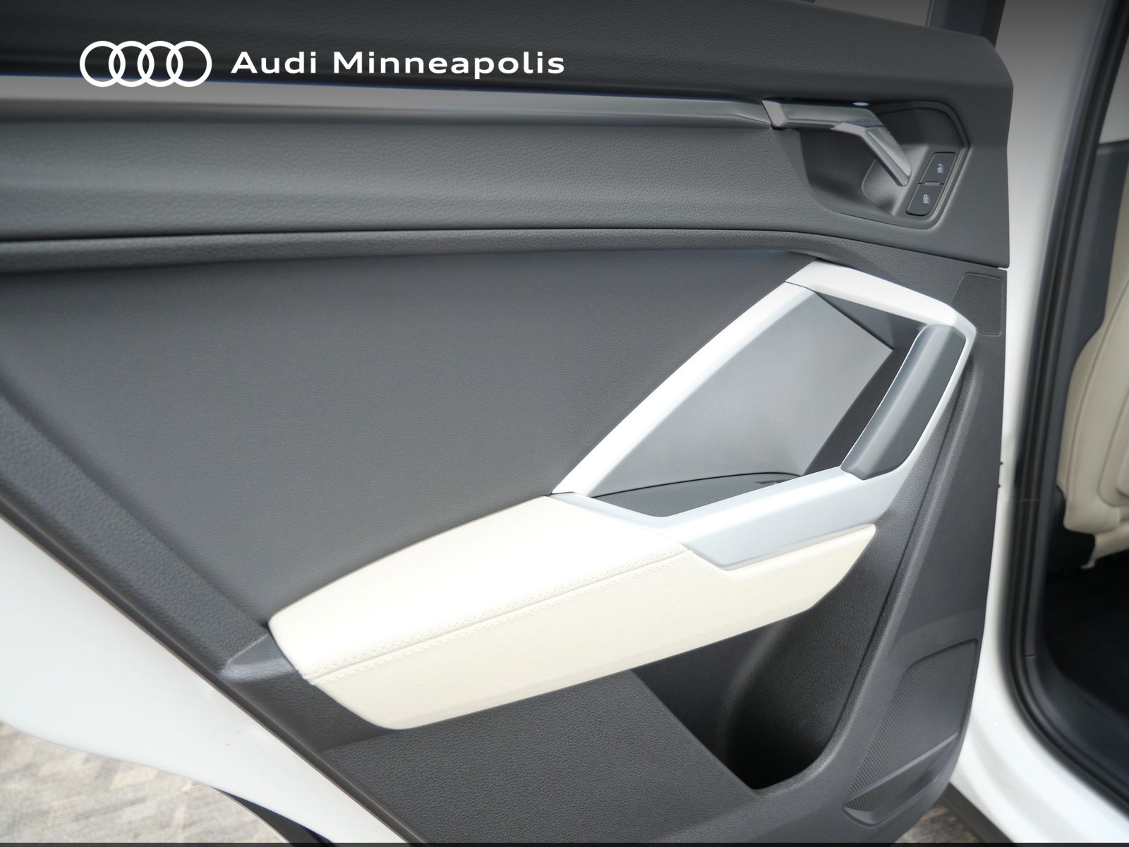 Thumbnail: 2021 Audi Q3 - 13