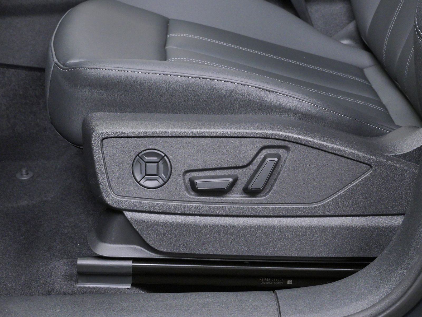 Thumbnail: 2026 Audi Q5 - 11