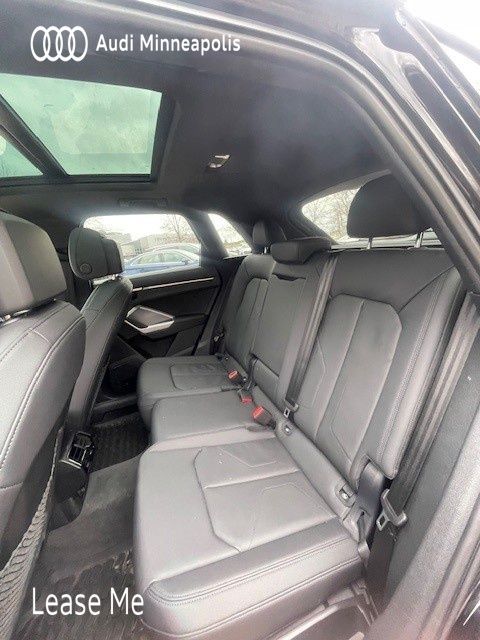 Thumbnail: 2025 Audi Q3 - 17