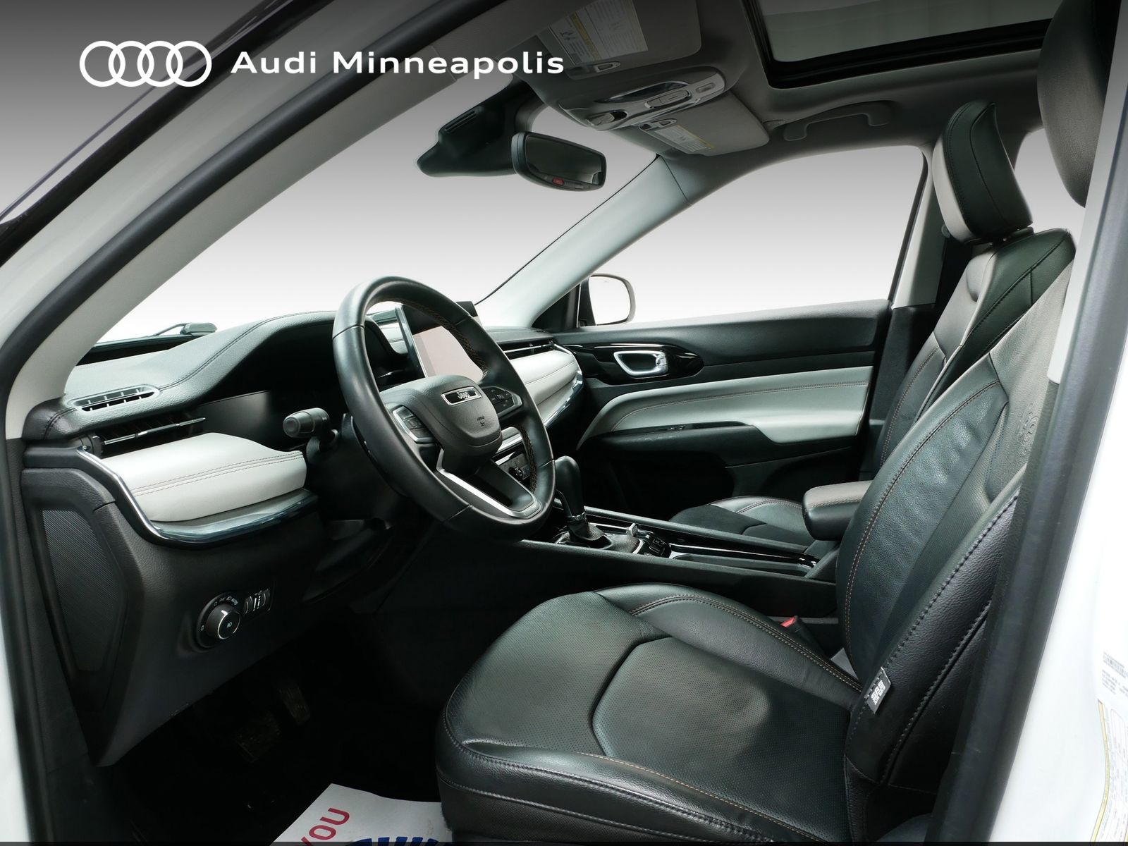 Used 2022 Jeep Compass Limited with VIN 3C4NJDCBXNT144687 for sale in Golden Valley, Minnesota