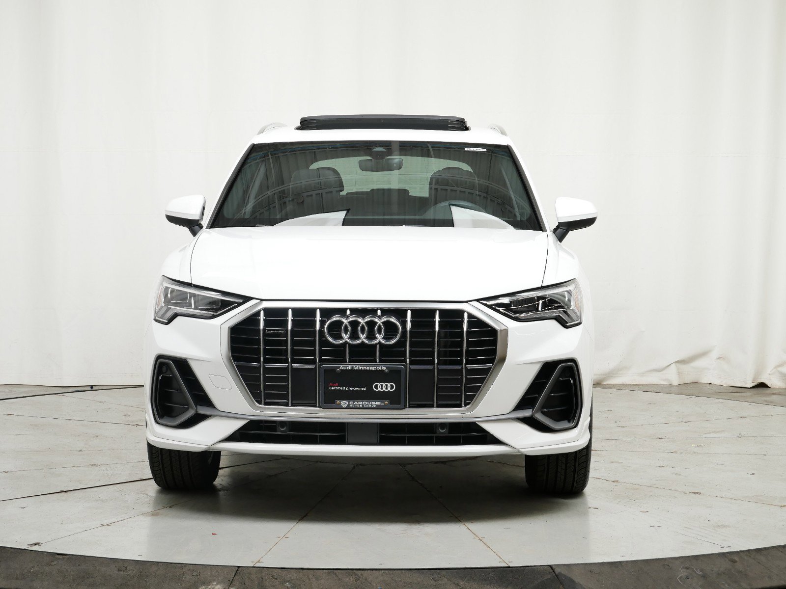 2023 Audi Q3 Premium S line photo 2