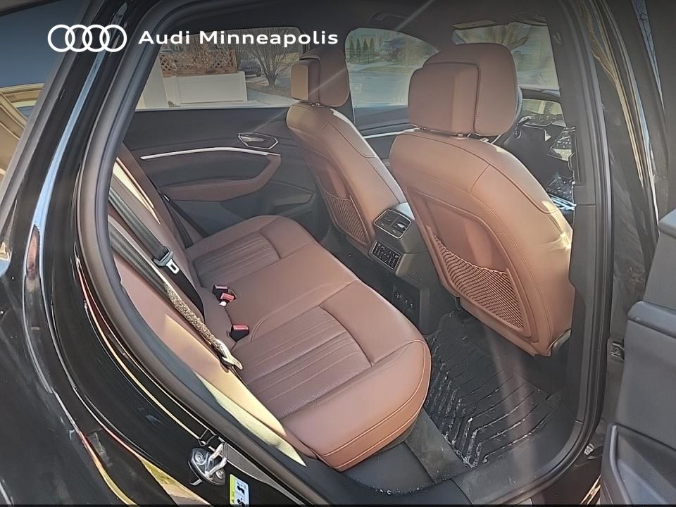 Thumbnail: 2024 Audi Q8 e-tron - 14