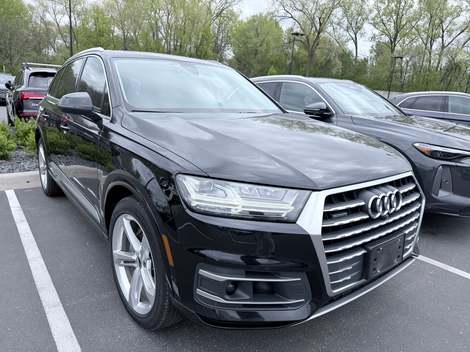 Thumbnail: 2019 Audi Q7 - 3