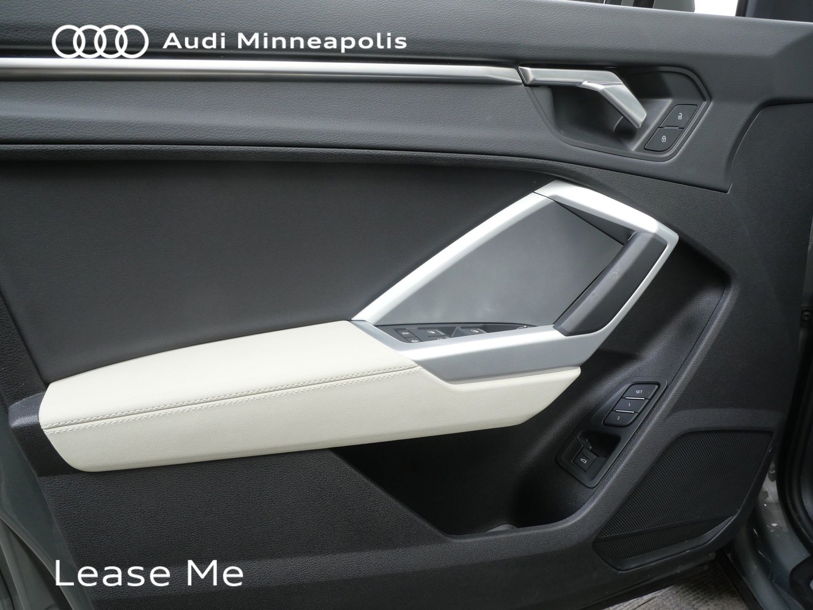 Thumbnail: 2025 Audi Q3 - 12