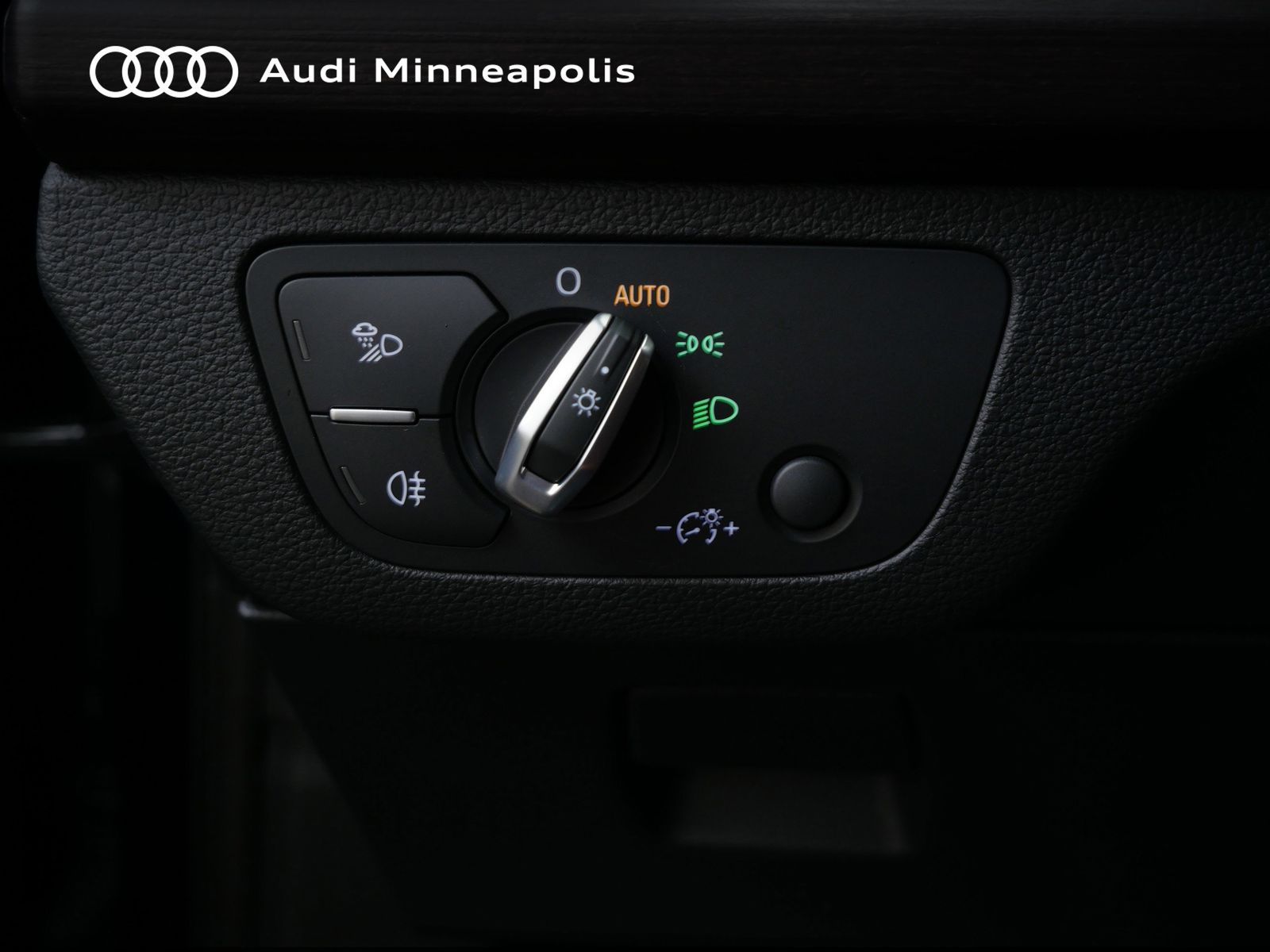 Thumbnail: 2023 Audi Q5 - 21