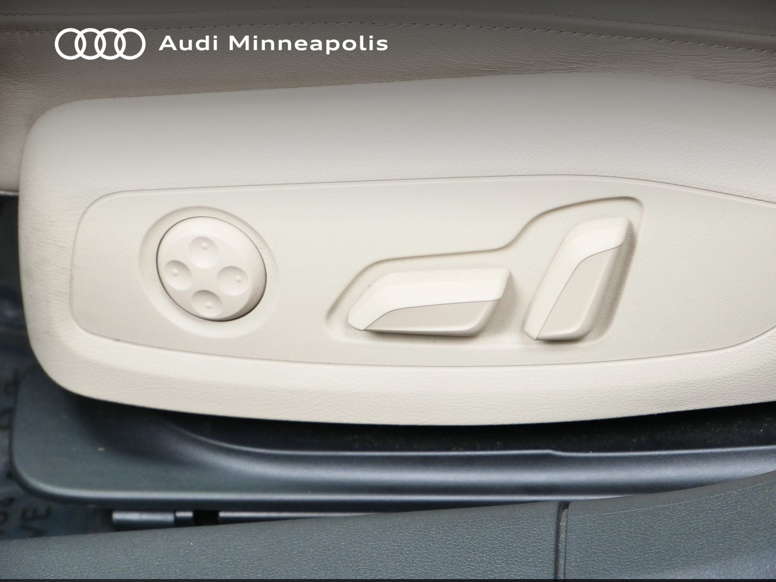 Thumbnail: 2023 Audi A4 - 14