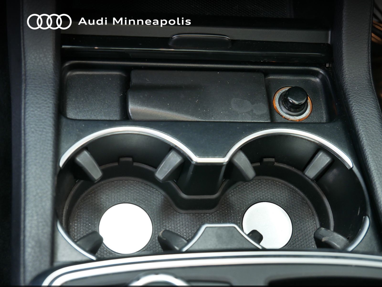 Thumbnail: 2015 Mercedes-Benz M-Class - 27