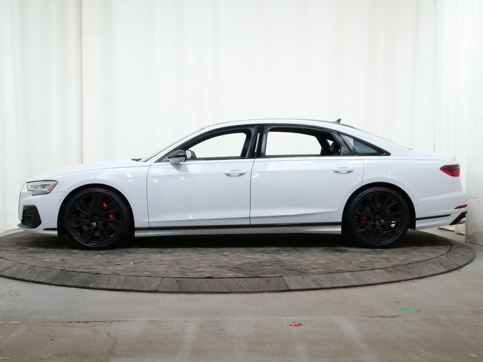 Thumbnail: 2026 Audi S8 - 3