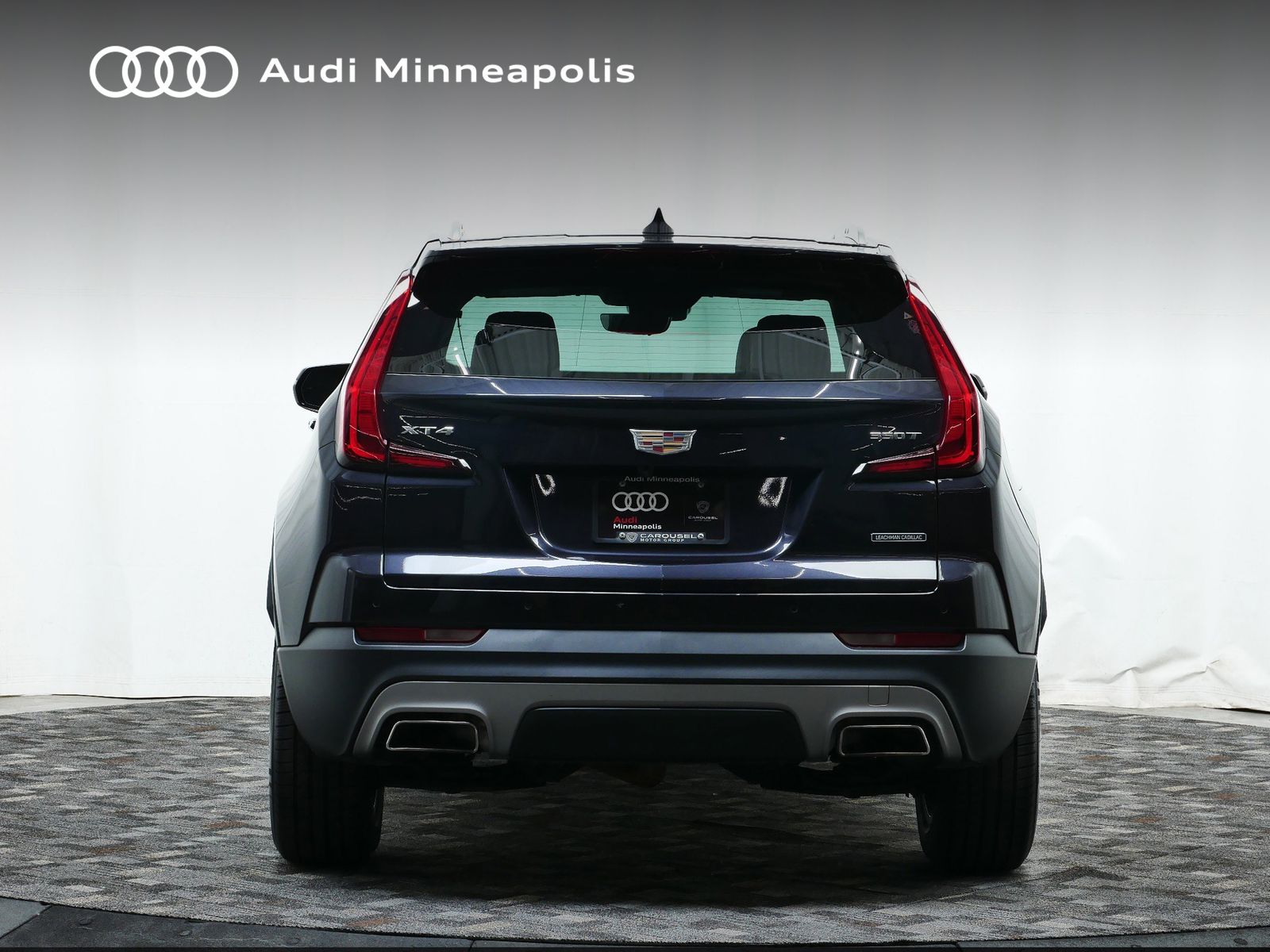 Thumbnail: 2023 Cadillac XT4 - 6
