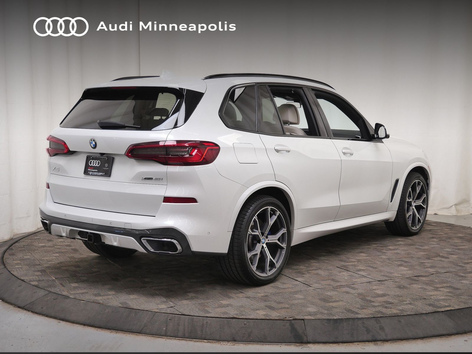 Thumbnail: 2019 BMW X5 - 7