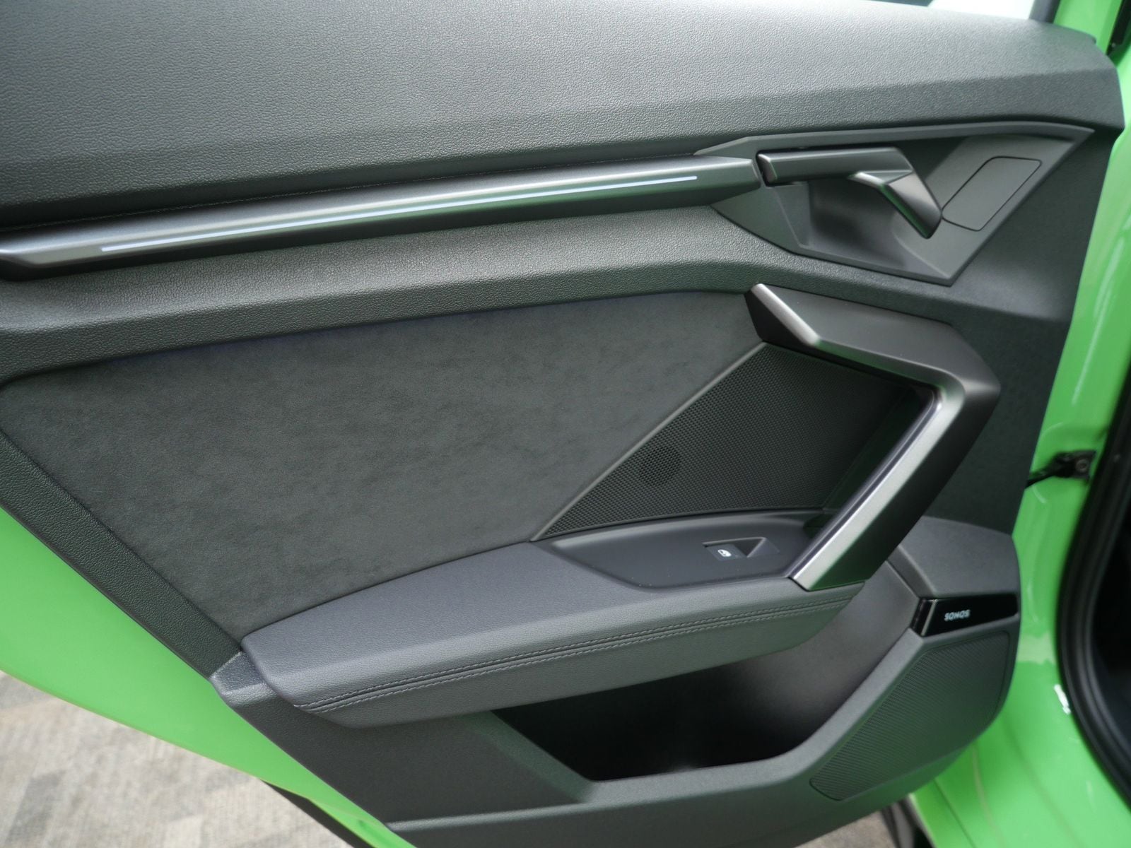 Thumbnail: 2026 Audi RS 3 - 12