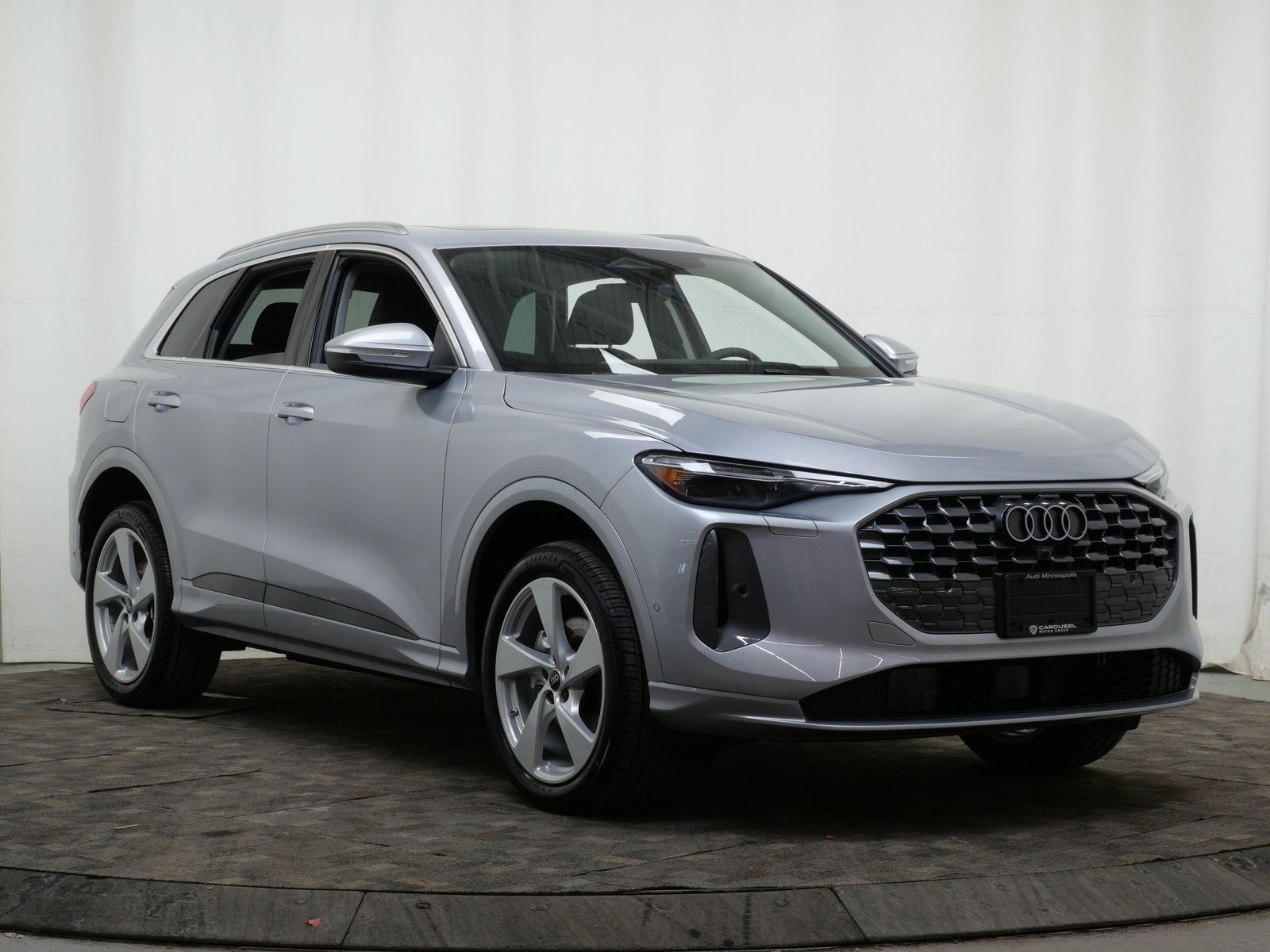 Thumbnail: 2025 Audi Q5 - 8