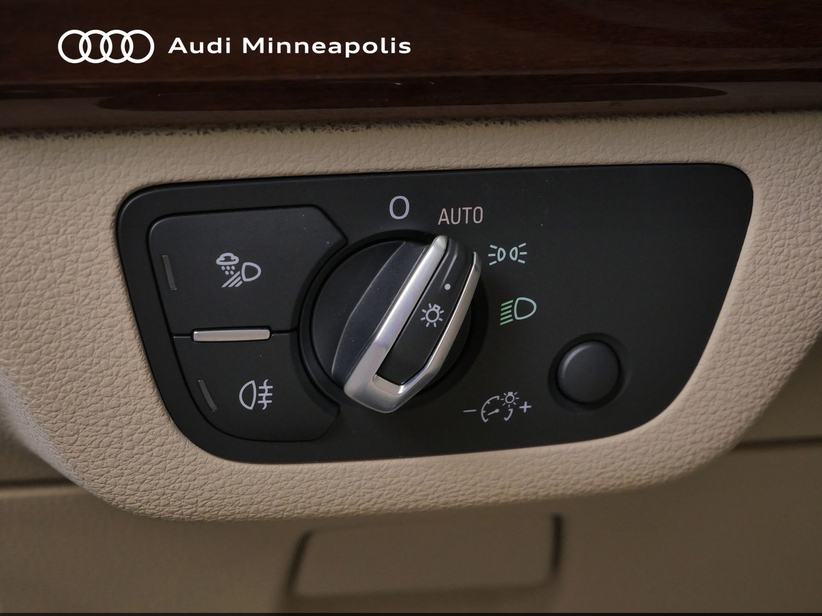 Thumbnail: 2023 Audi Q5 - 21