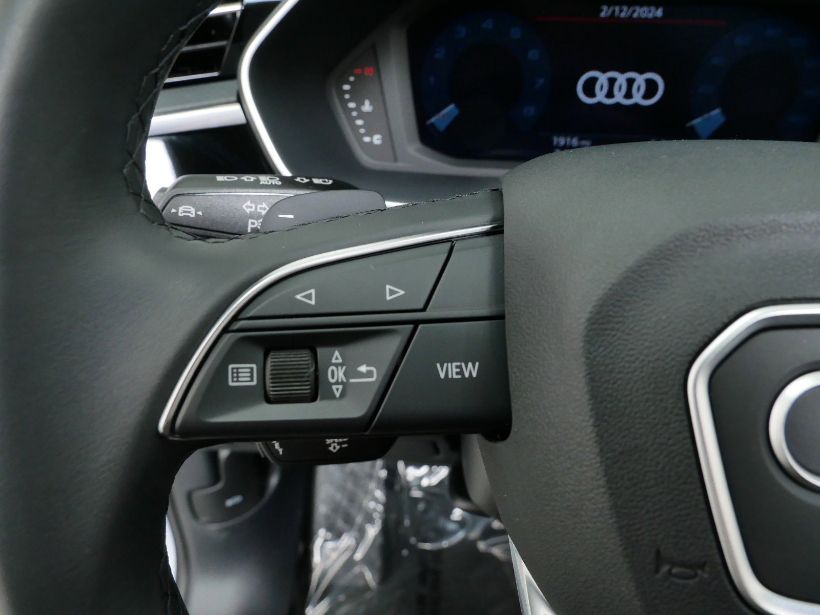 Thumbnail: 2023 Audi Q3 - 19