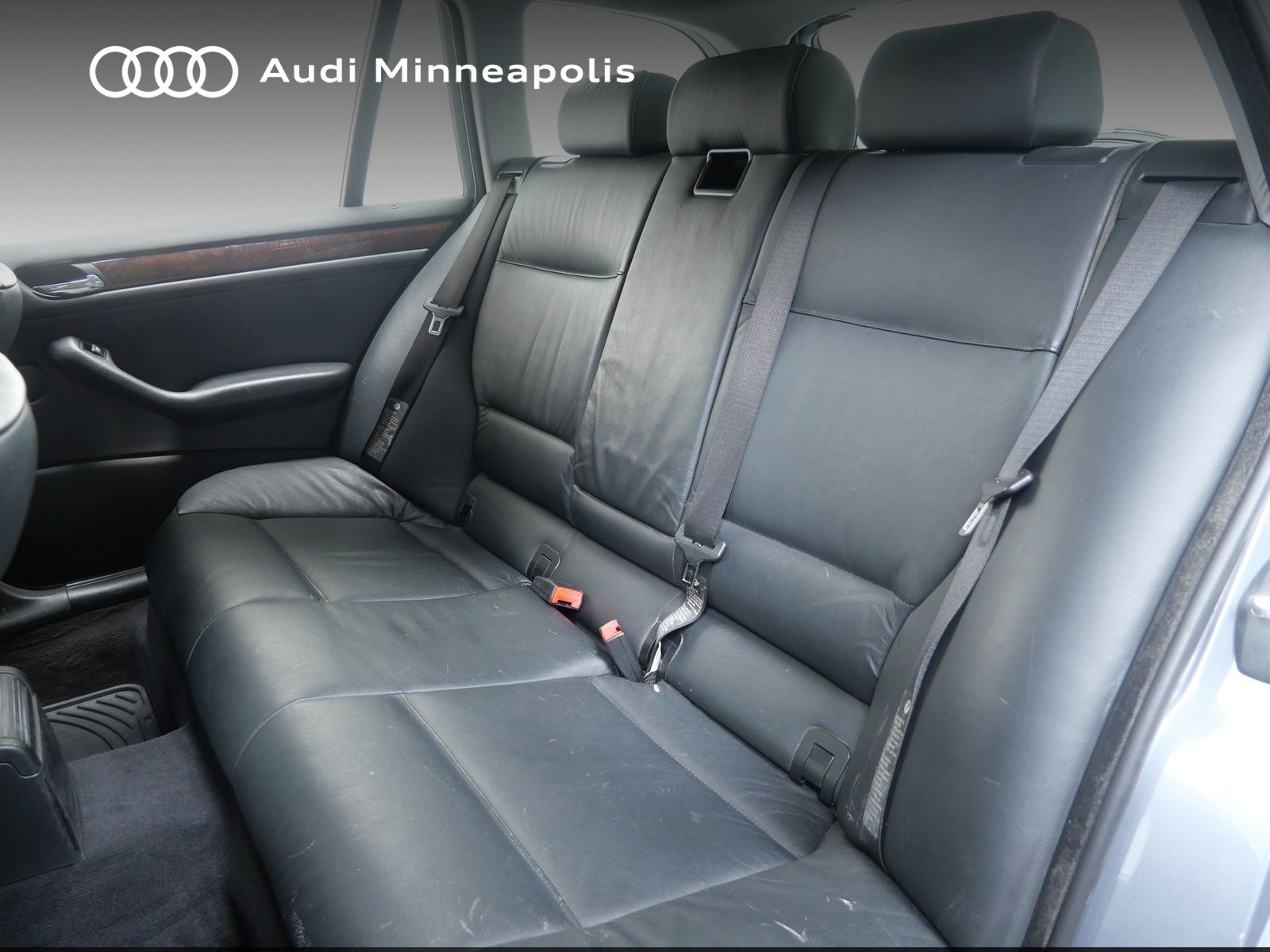 Thumbnail: 2003 BMW 3 Series - 12