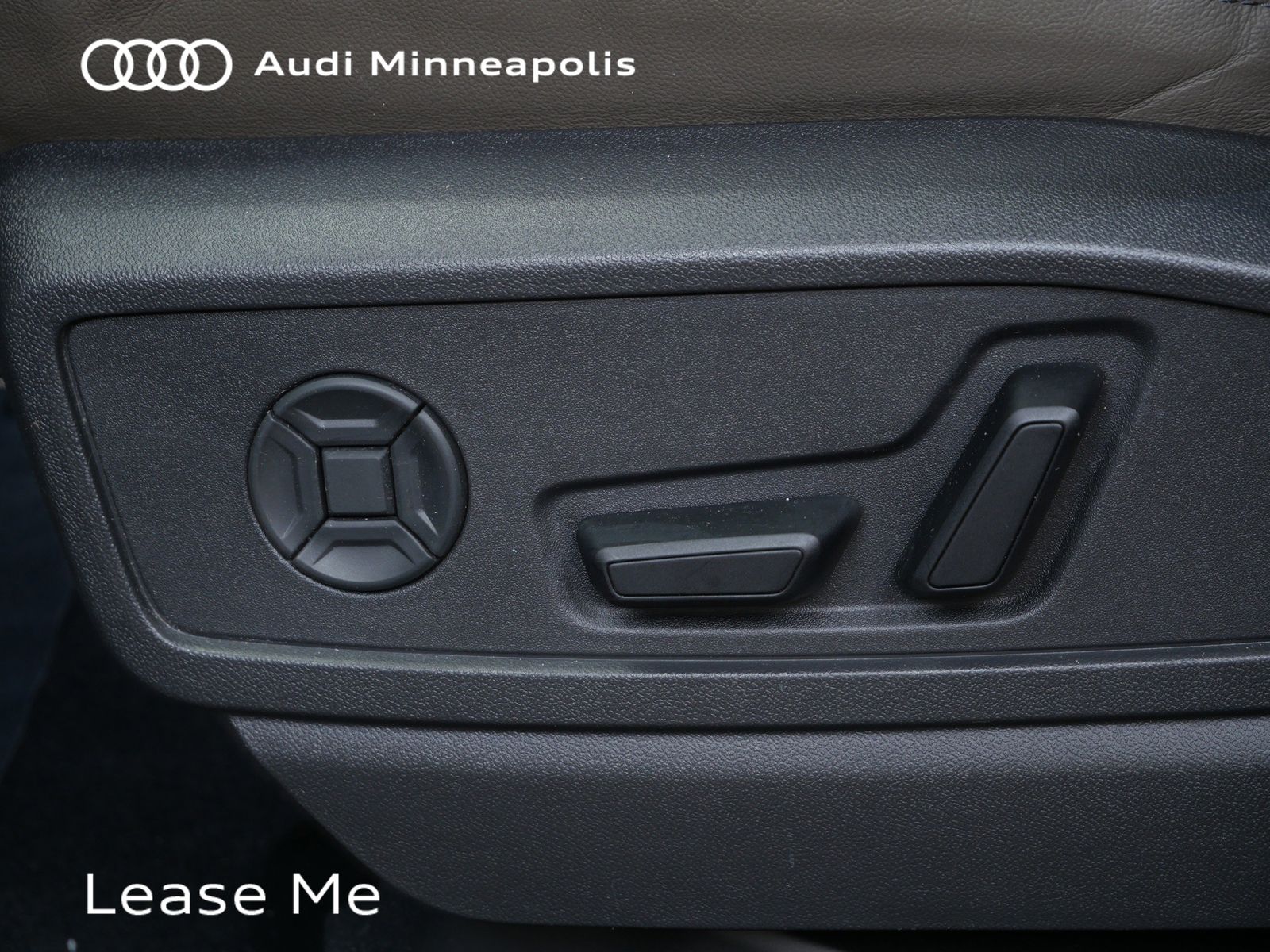 Thumbnail: 2025 Audi Q5 - 13