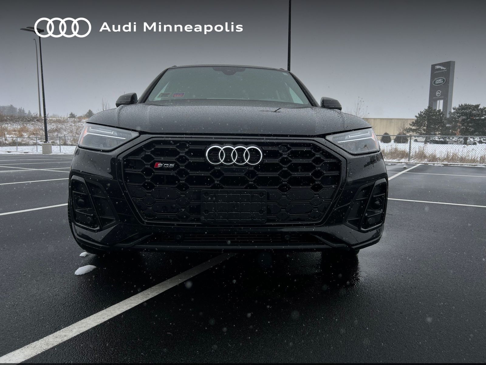 Thumbnail: 2023 Audi SQ5 - 10