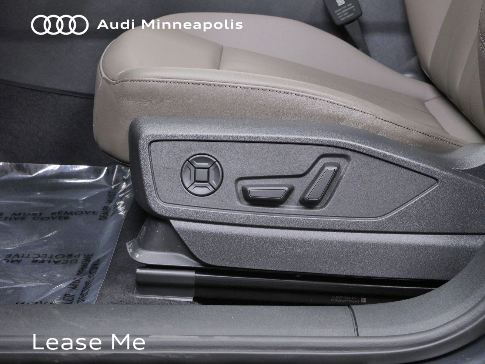Thumbnail: 2025 Audi Q5 - 13