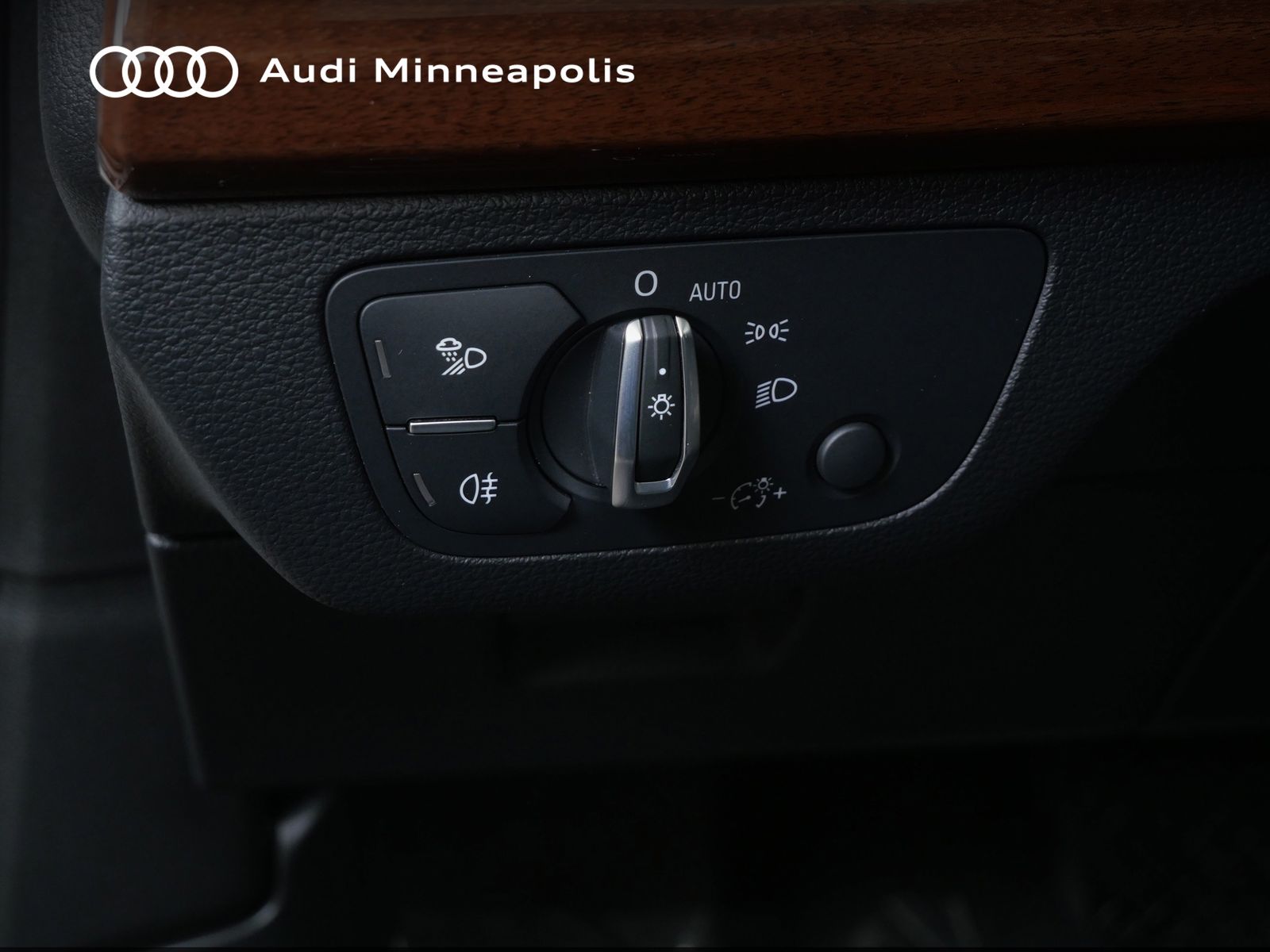 Thumbnail: 2023 Audi Q5 - 19