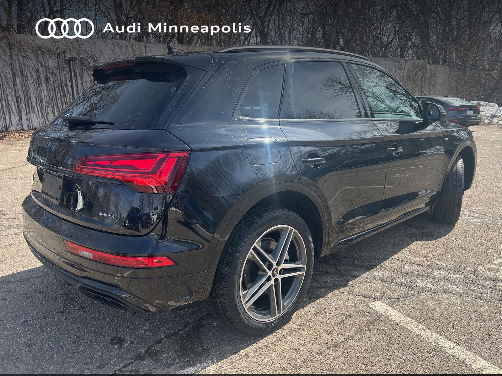 Thumbnail: 2023 Audi Q5 - 10