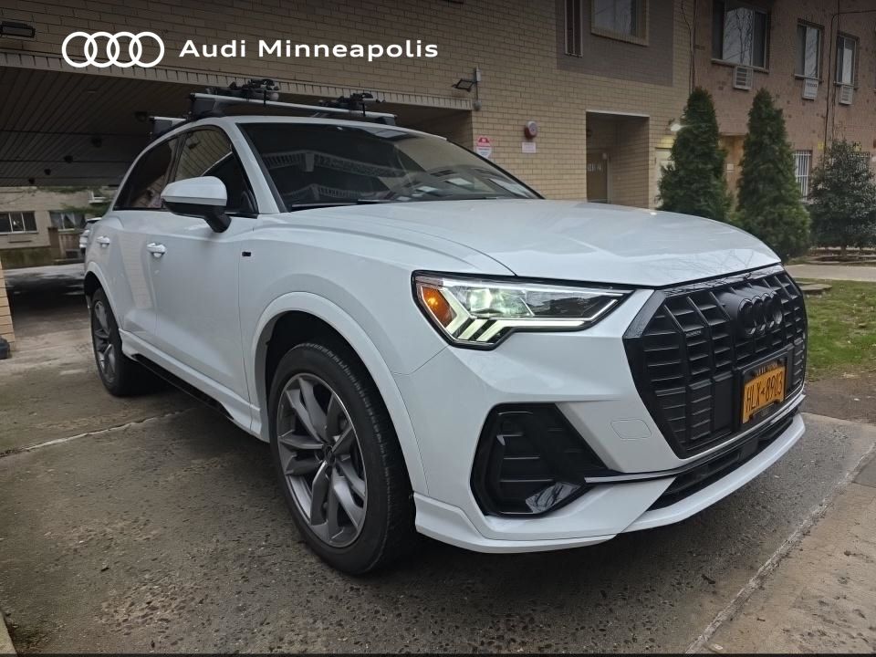 Thumbnail: 2023 Audi Q3 - 4