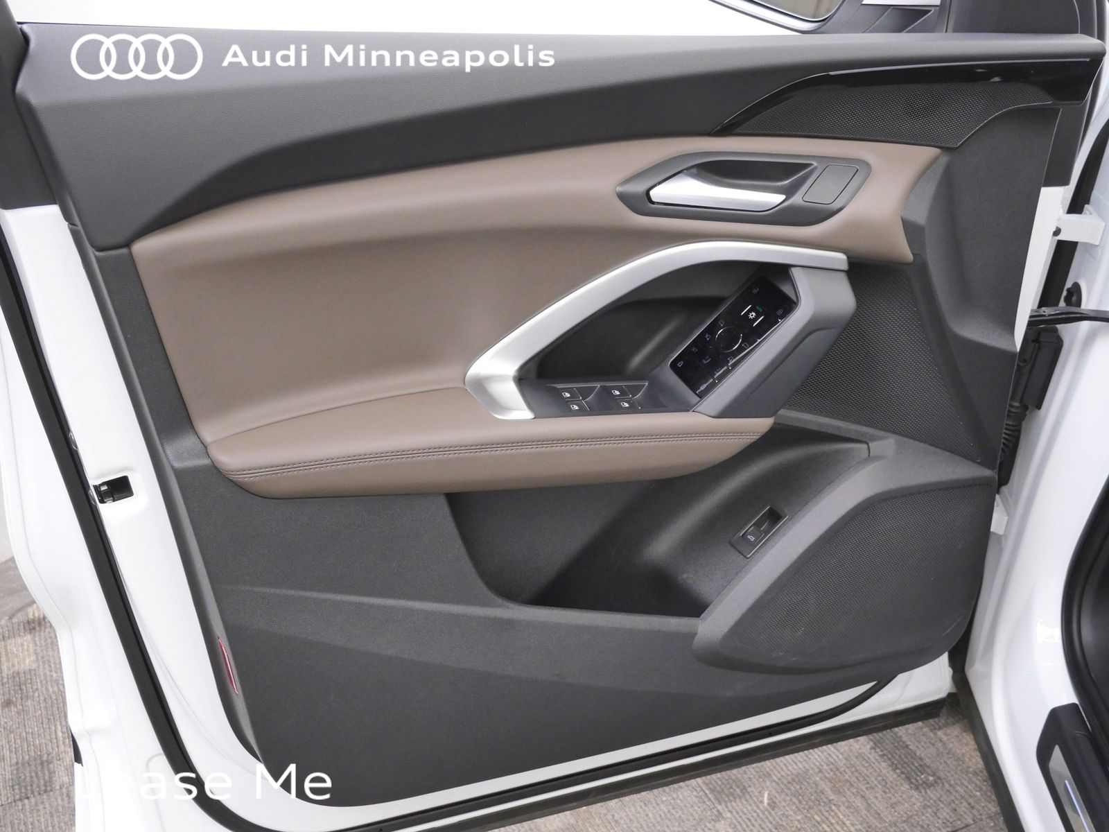 Thumbnail: 2025 Audi Q5 - 12