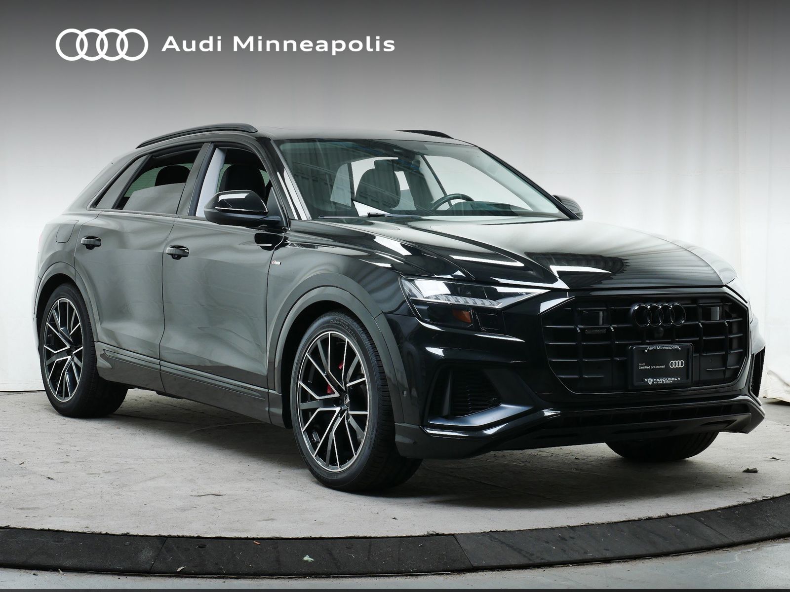 Thumbnail: 2023 Audi Q8 - 11