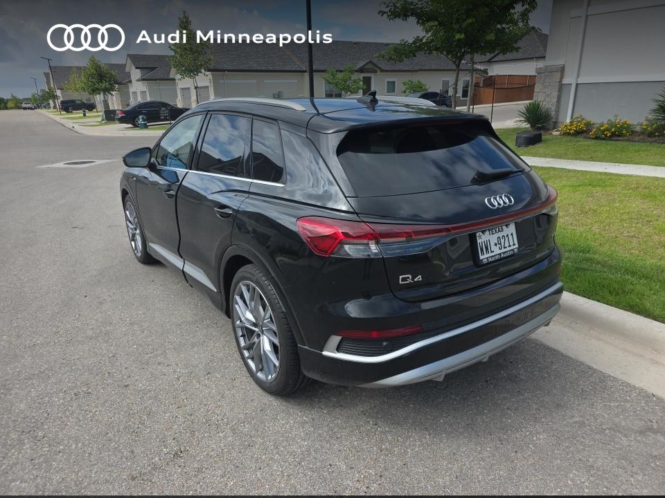 Thumbnail: 2025 Audi Q4 e-tron - 11