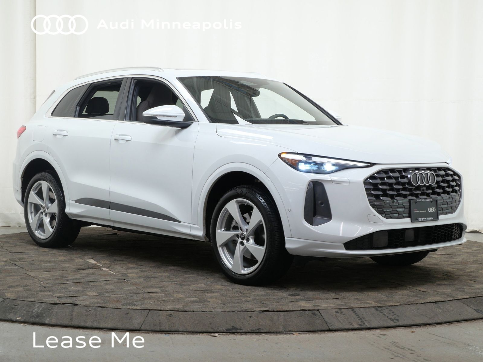 Thumbnail: 2025 Audi Q5 - 10