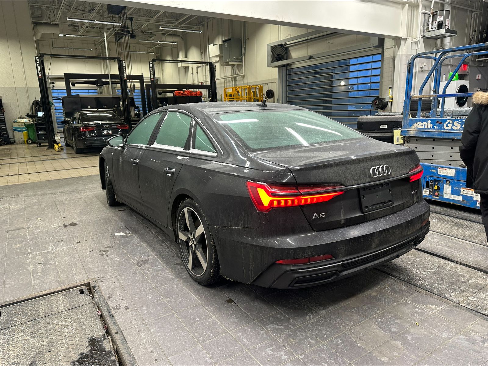 Thumbnail: 2021 Audi A6 - 2