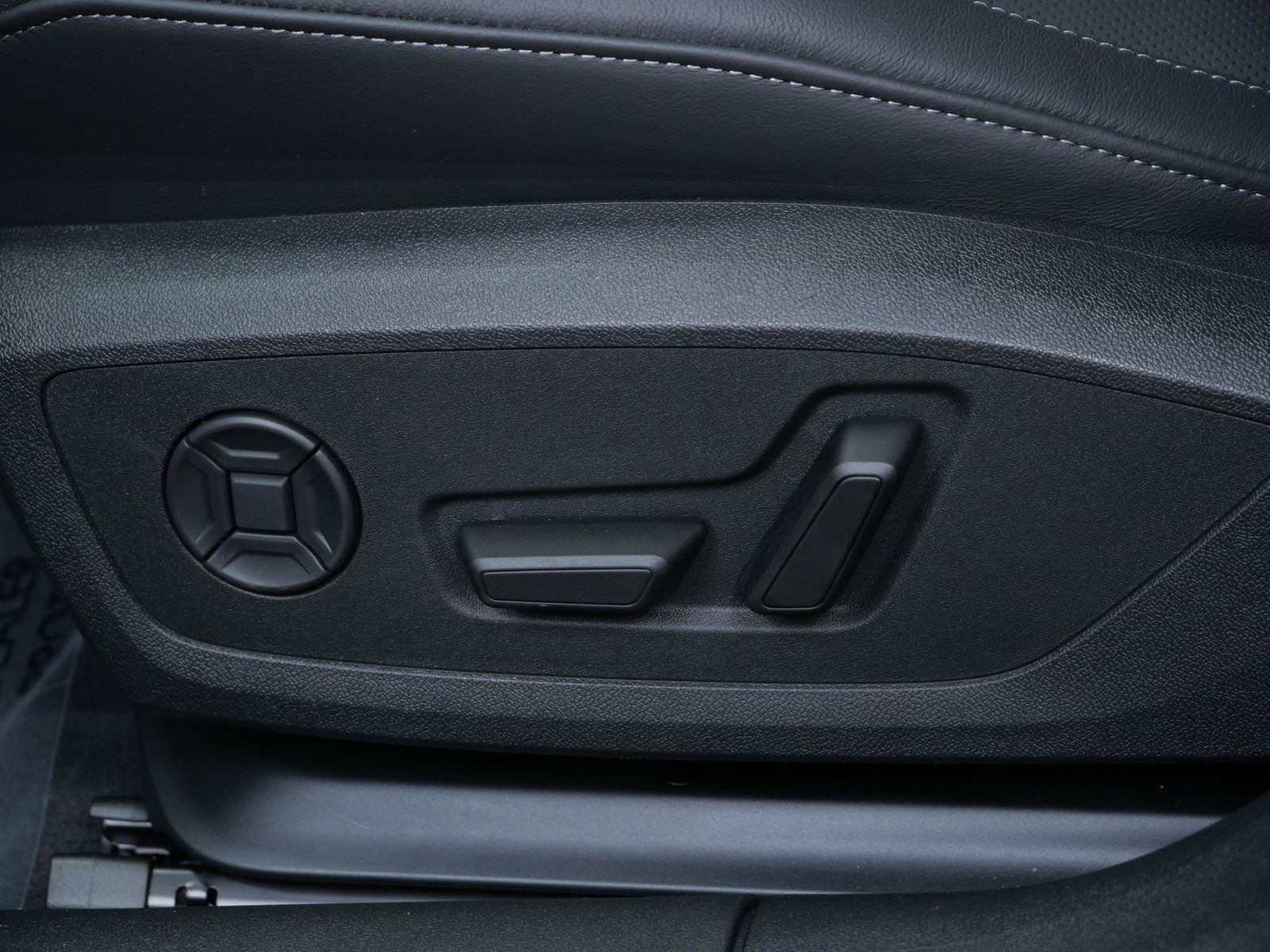 Thumbnail: 2026 Audi A6 - 11