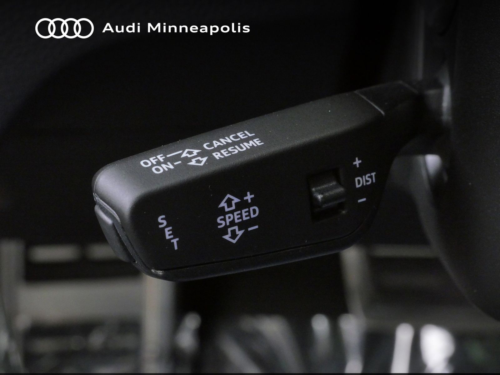 Thumbnail: 2023 Audi SQ5 - 26