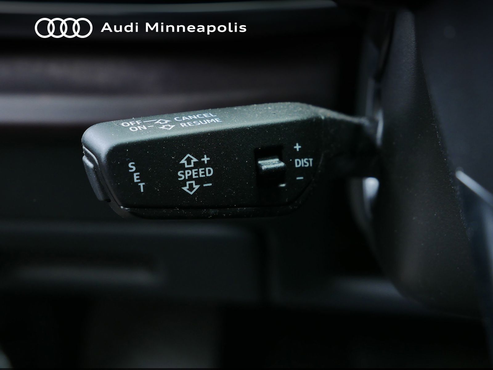 Thumbnail: 2023 Audi Q8 - 20