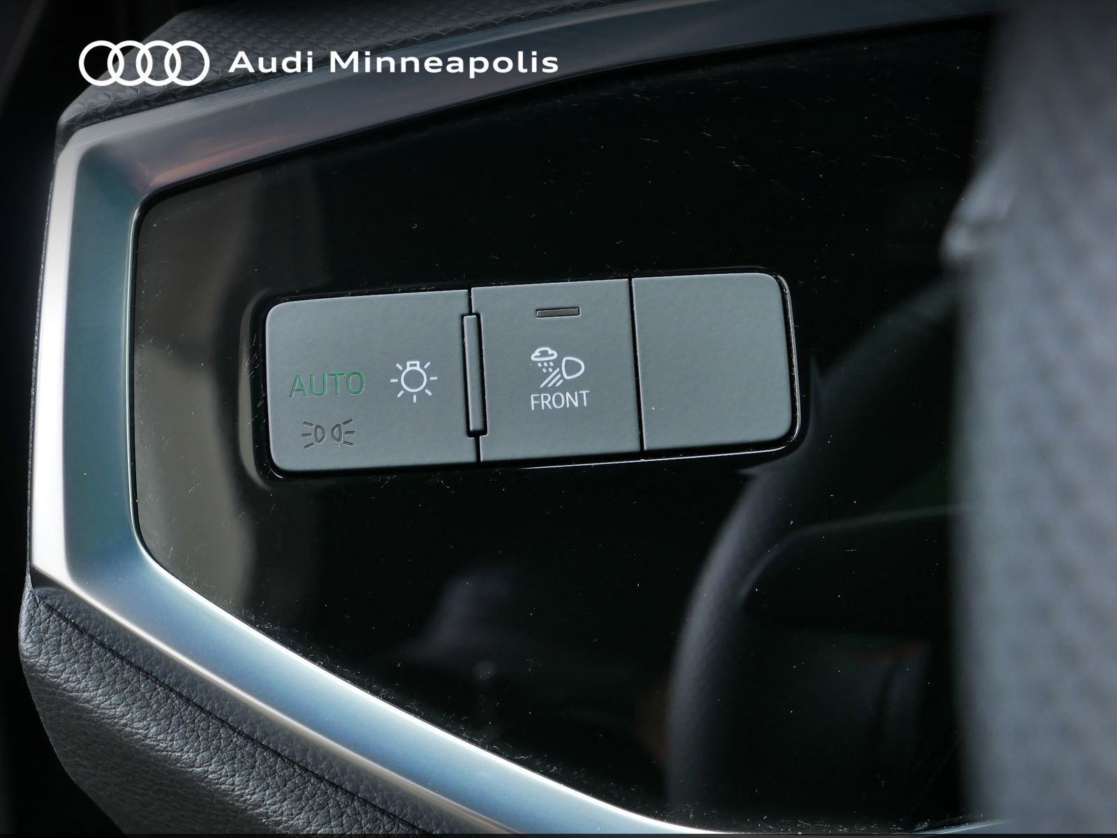 Thumbnail: 2025 Audi Q3 - 20