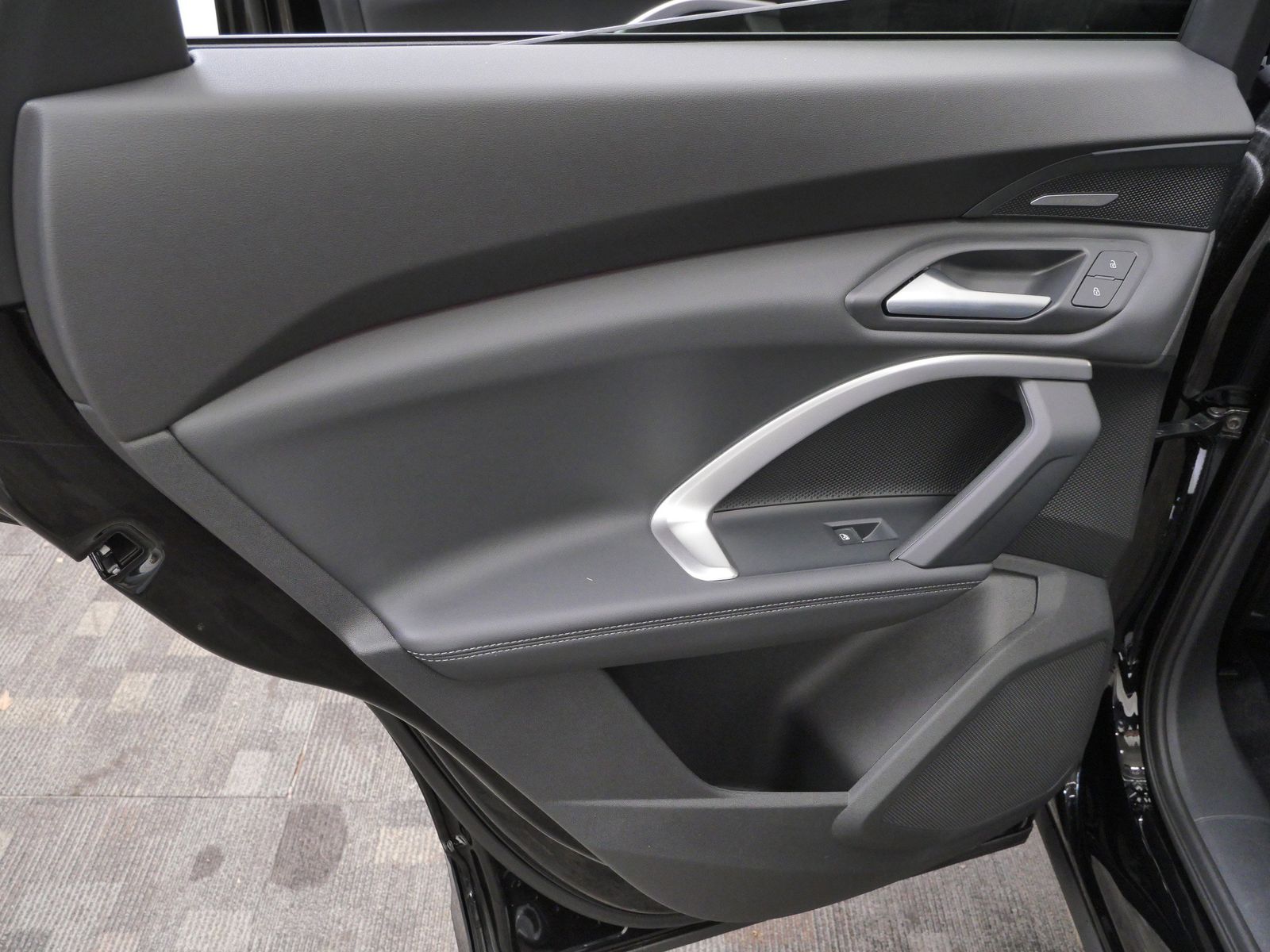 Thumbnail: 2026 Audi Q5 - 12