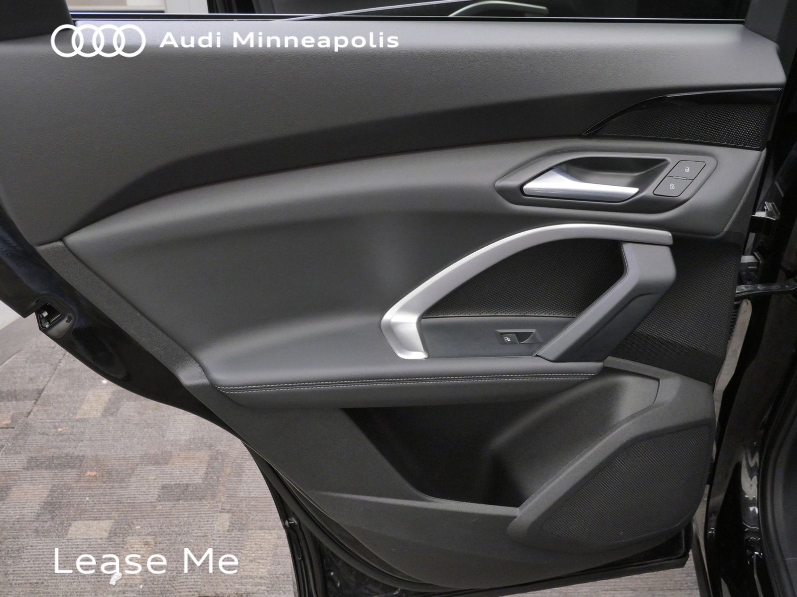 Thumbnail: 2025 Audi Q5 - 14