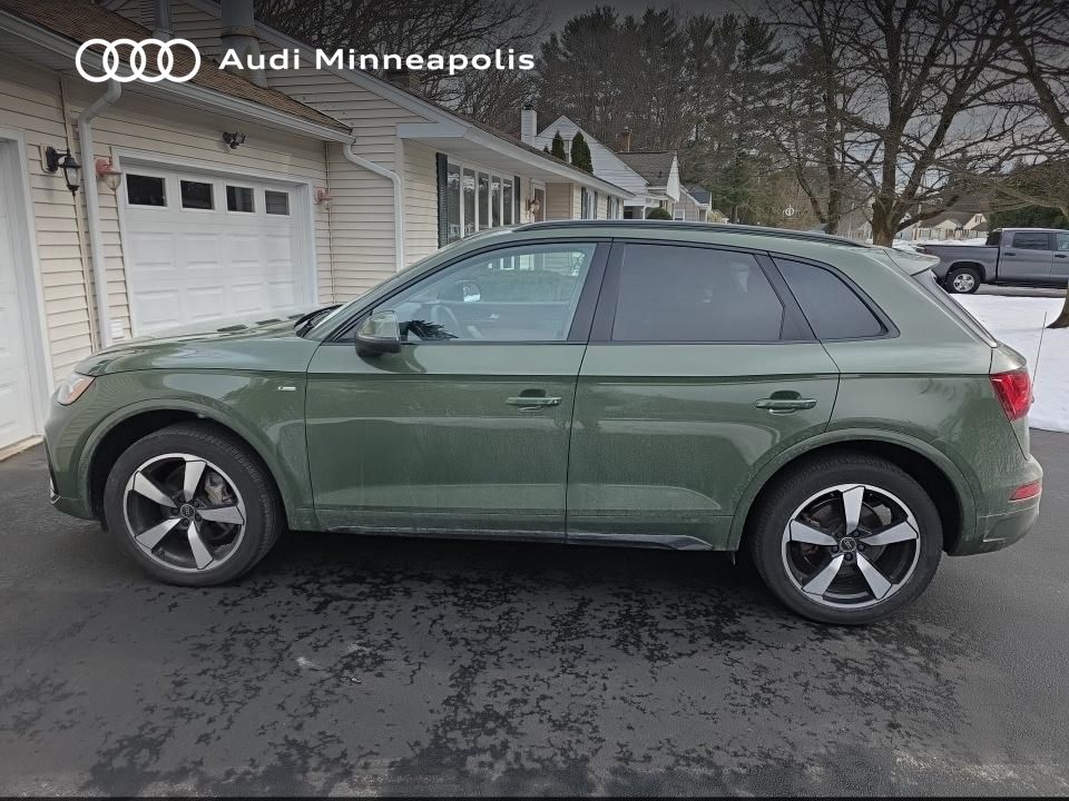 Thumbnail: 2023 Audi Q5 - 10