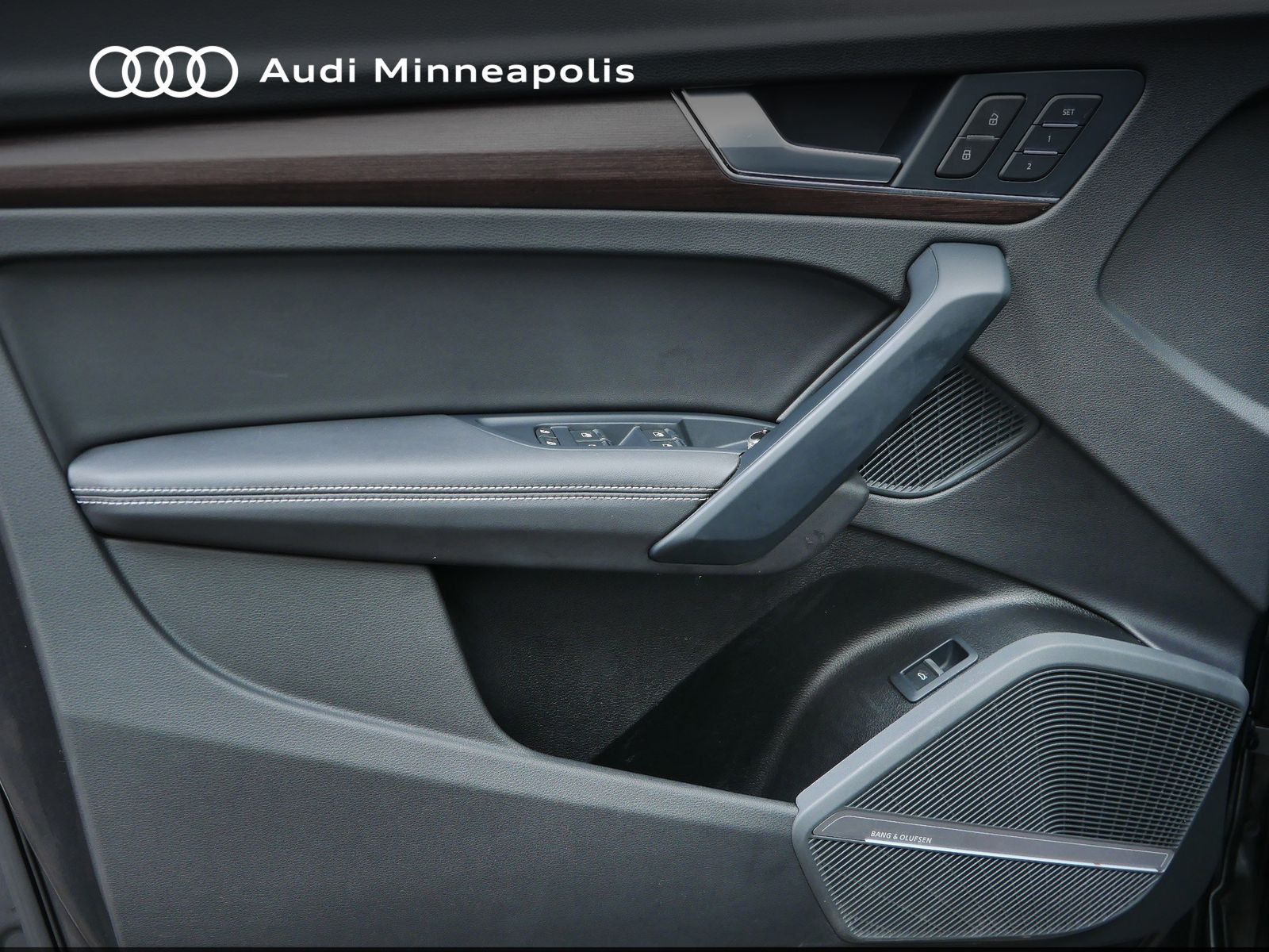 Thumbnail: 2023 Audi Q5 - 13