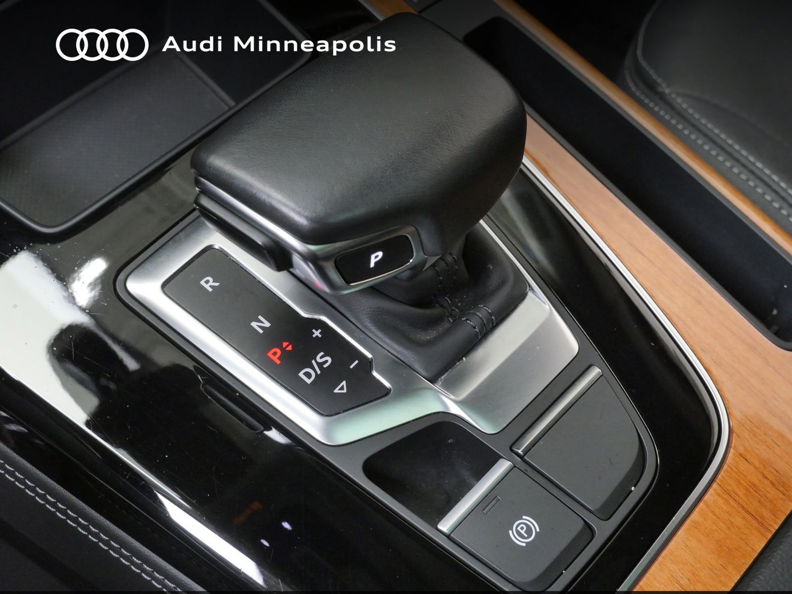 Thumbnail: 2023 Audi Q5 - 30